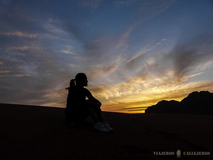 Atardecer en el desierto de Wadi Rum