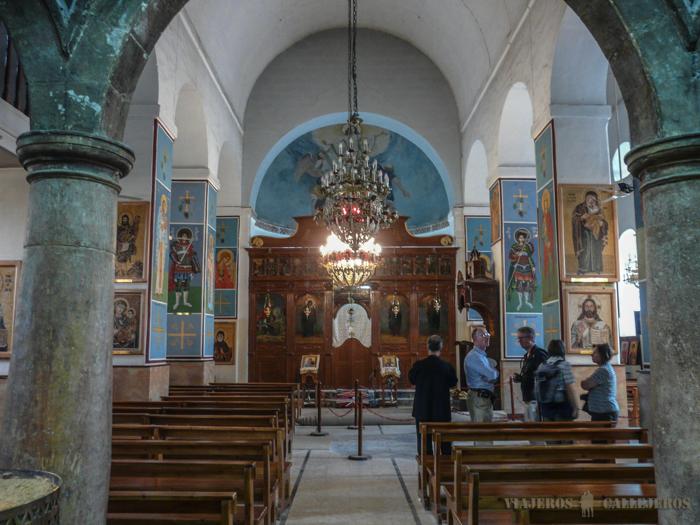 Interior de la Iglesia de San Jorge de Madaba
