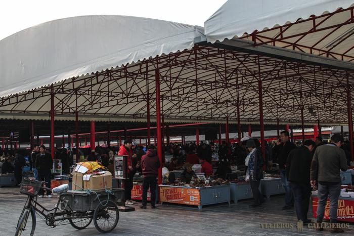 Interior del Mercado de Panjiayuan