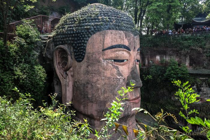 Rostro del Gran Buda de Leshan