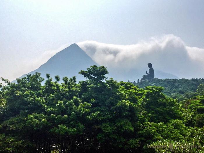 Vistas del Buda Gigante desde el Teleférico Ngong Ping 360