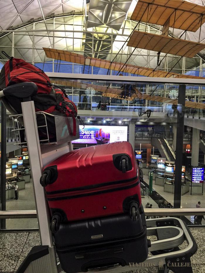Recién llegados al aeropuerto de Hong Kong