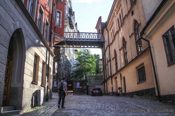 Camino a uno de los puntos de la Ruta Millennium en Södermalm