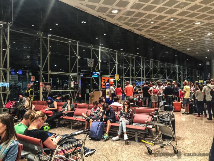 Esperando para embarcar a Roma Fiumicino