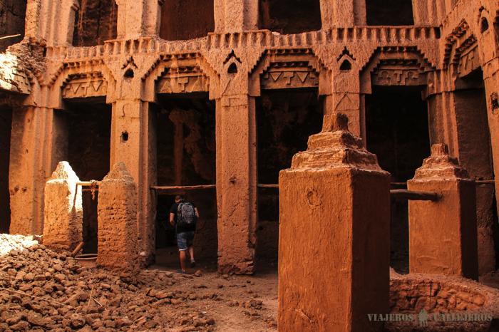 Detalles del interior de una de las kasbahs de Tamnougalt