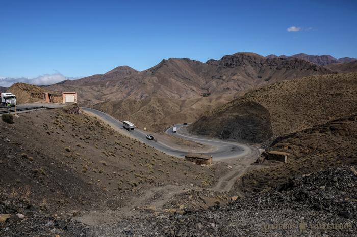 Vista de la carretera que recorremos en el Atlas
