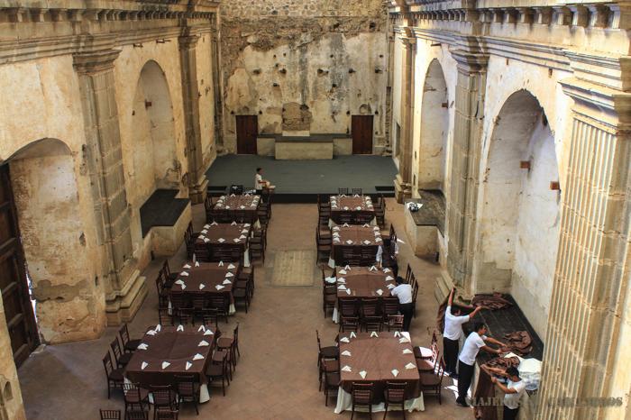 Salones del Convento de Santo Domingo preparados para una boda