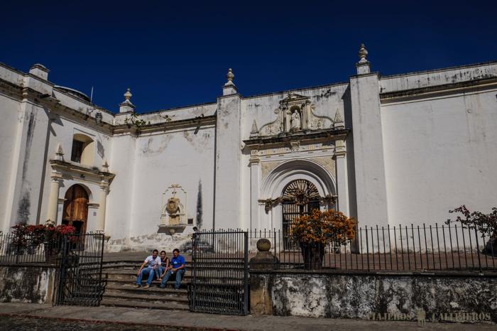 Entrada a las ruinas de la Catedral de Santiago