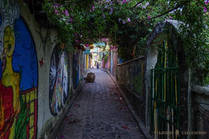 Adentrándonos en San Marcos La Laguna