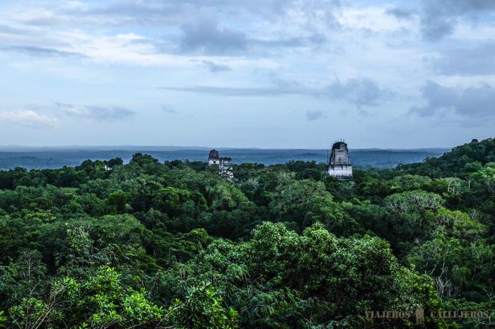 Vistas desde el Templo V