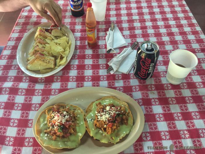 Comiendo en Copán