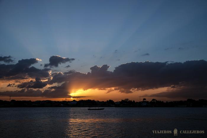 Atardecer en Flores