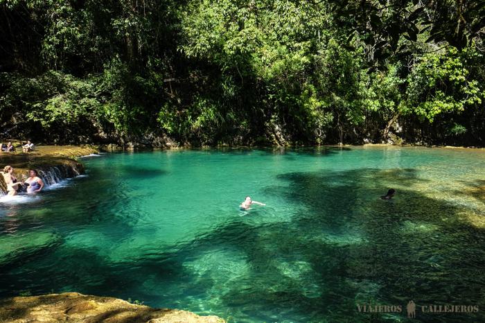 Azules increíbles en las Pozas de Semuc Champey