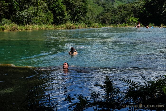 Relax en las pozas de Semuc Champey