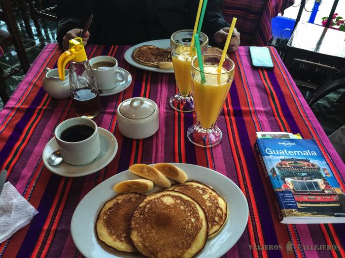 desayuno-panajachel