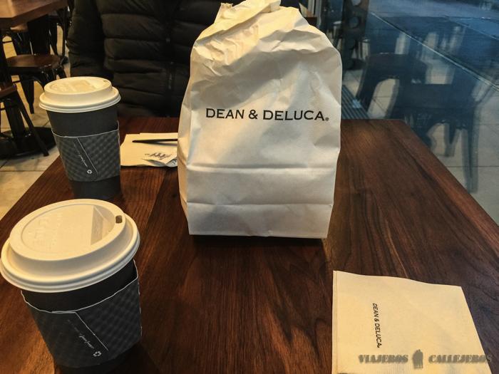 Desayuno en Dean & Deluca