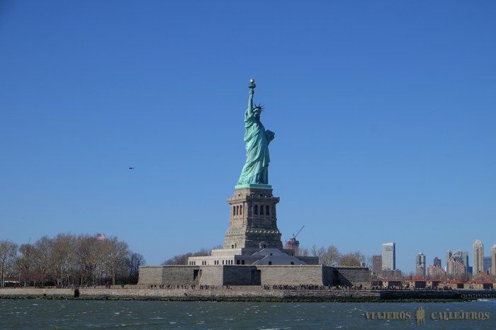 Estatua de la Libertad desde el Crucero por Manhattan