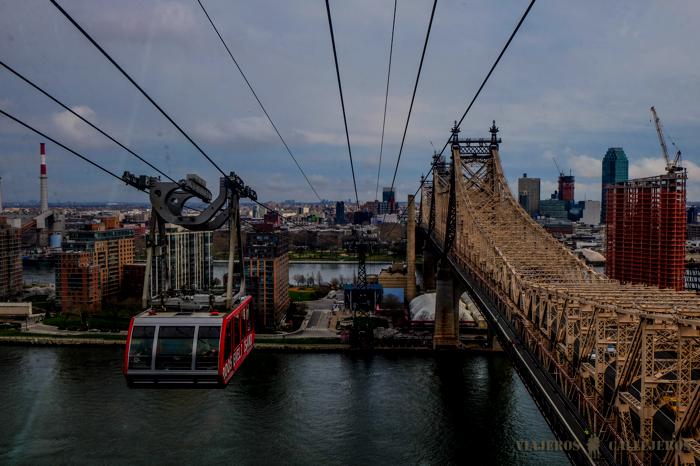 Camino a la Isla de Roosevelt en Nueva York