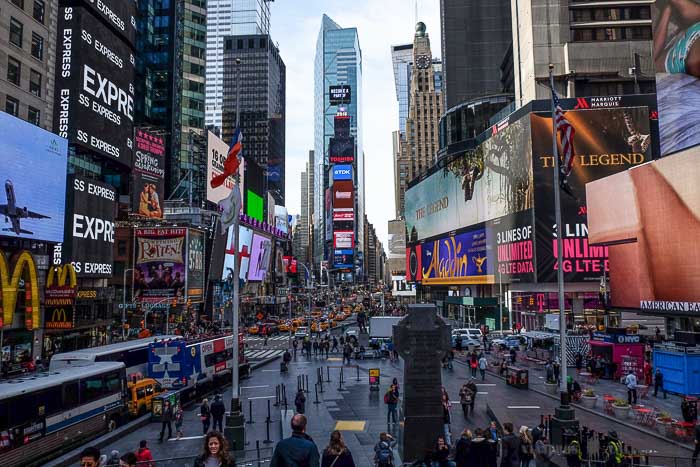 Times Square en Nueva York desde Duffy Square