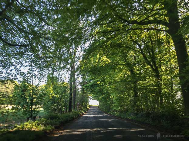 Carreteras de la campiña inglesa. Viajar a Los Cotswolds