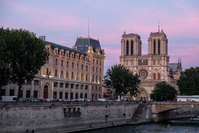 Notre-Dame al atardecer