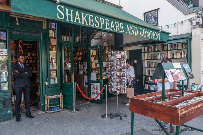 Shakespeare & Company 