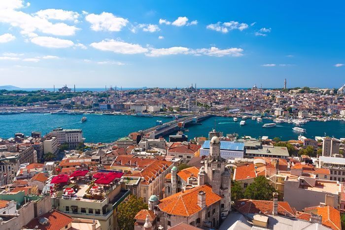 Vistas desde la Torre Gálata, punto final del Tour gratuito por Estambul en el barrio de Taksim en español