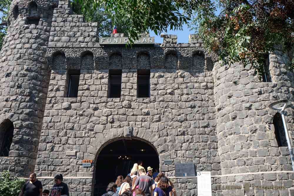 Entrada funicular Cerro San Cristóbal