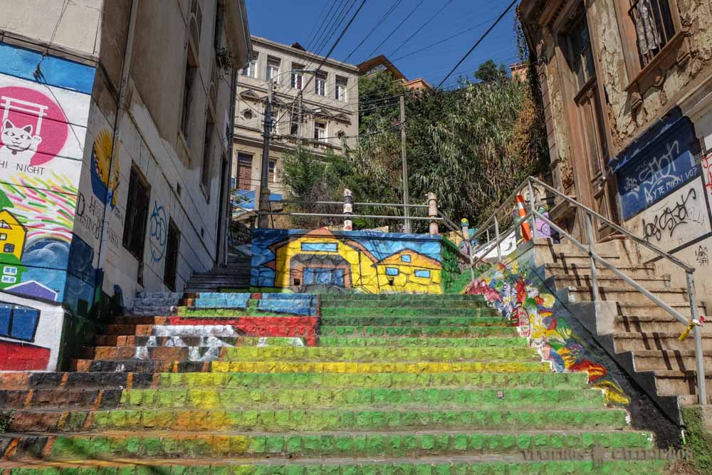 Escaleras en el Museo a Cielo Abierto de Valparaíso