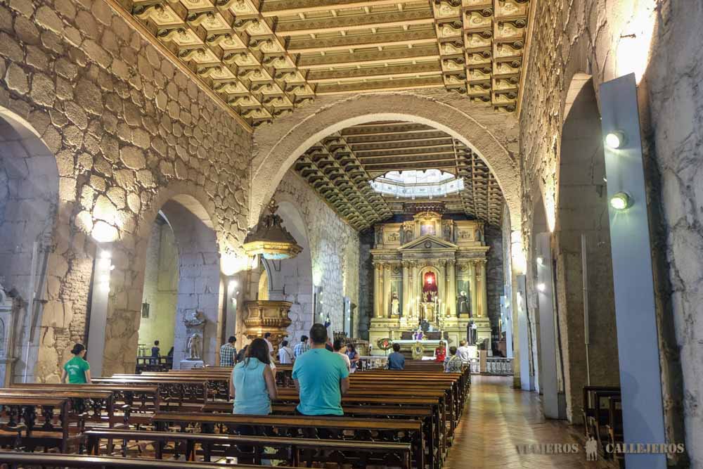 Interior Iglesia San Francisco
