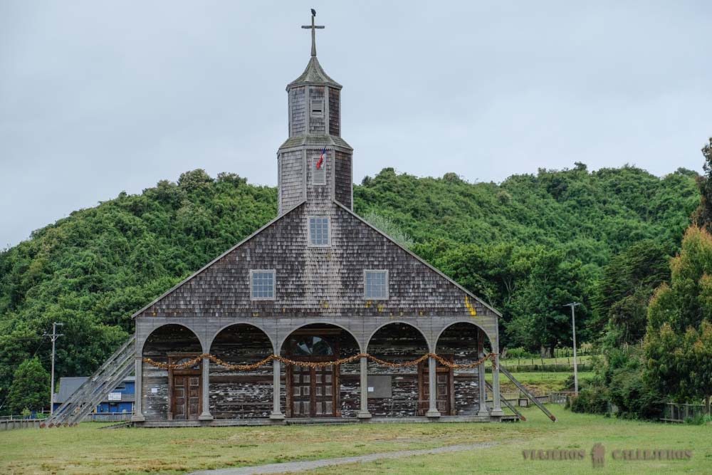 Iglesia Nuestra Señora de Gracia de villa Quinchao