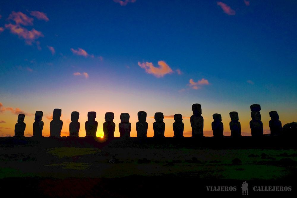 Amanecer en Ahu Tongariki