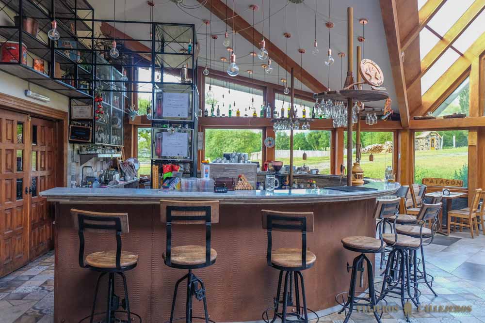 Barra del Bar Pionero