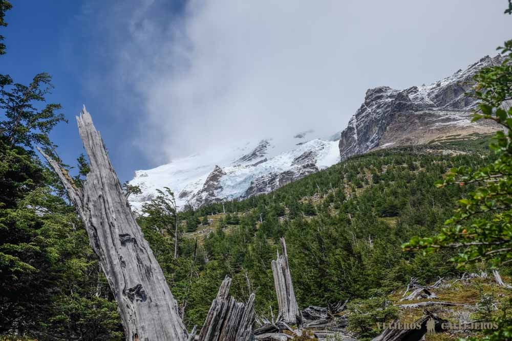 Glaciar colgante Martina