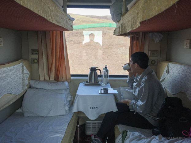 Café en el tren de Shanghái a Lhasa