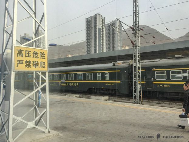 Estación de tren de Shanghái a Lhasa
