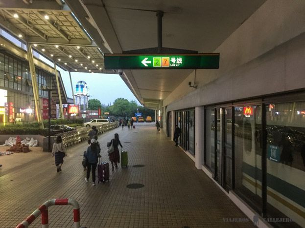 Conectando el Tren Maglev con la Línea 2 de metro de Shanghái