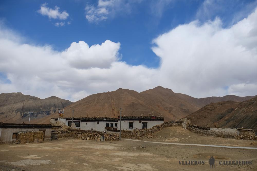 Camino al Campo Base del Everest