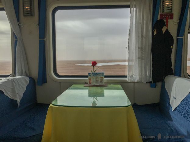 Vagón restaurante Tren de las Nubes al Tíbet