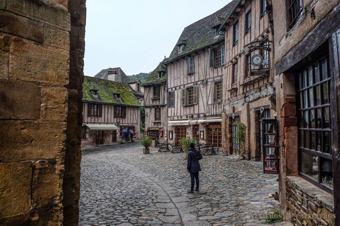 Conques