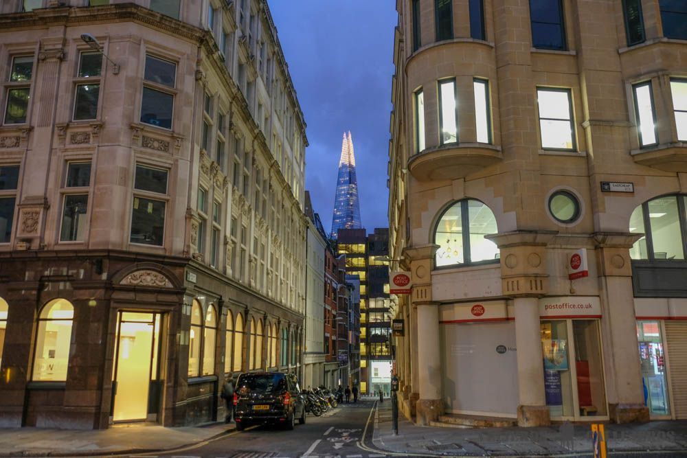 Cae la noche en Londres