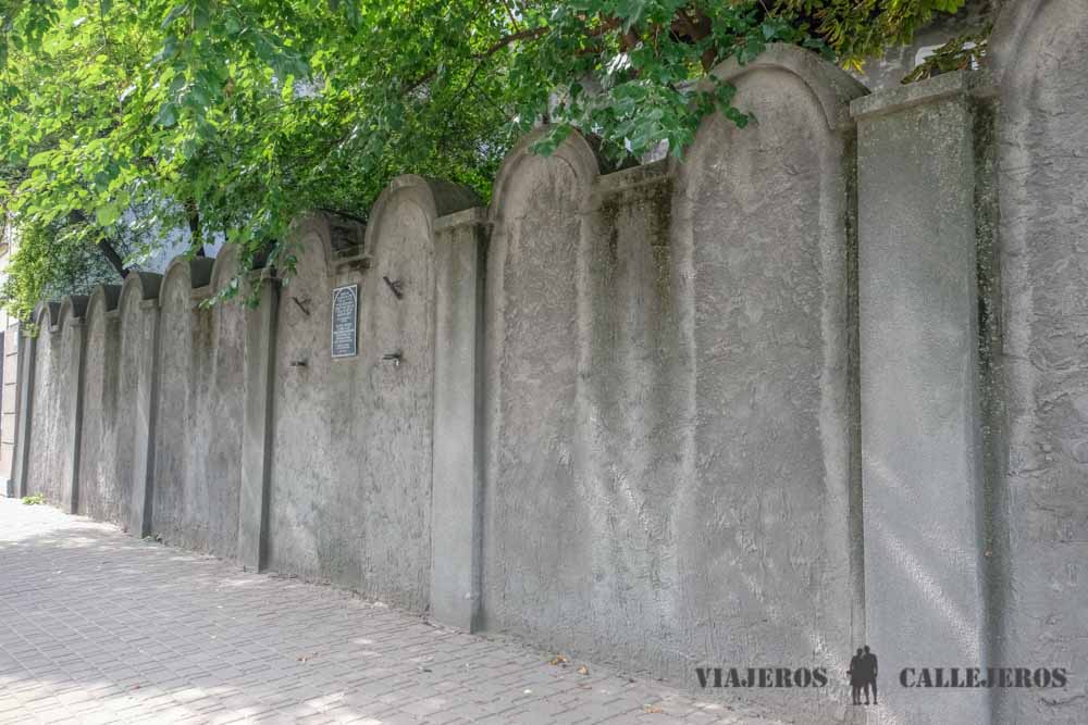 Fragmento del muro en Lwowska, 25.