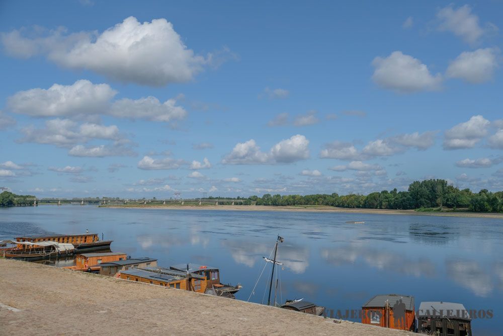 Río Loira a su paso por Montsoreau