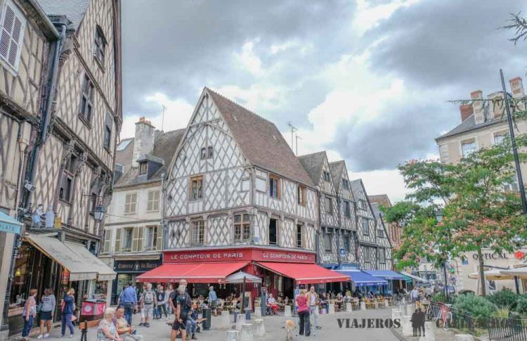 Bourges