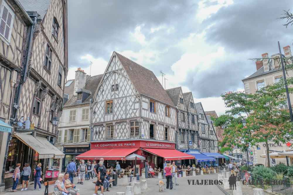 Bourges