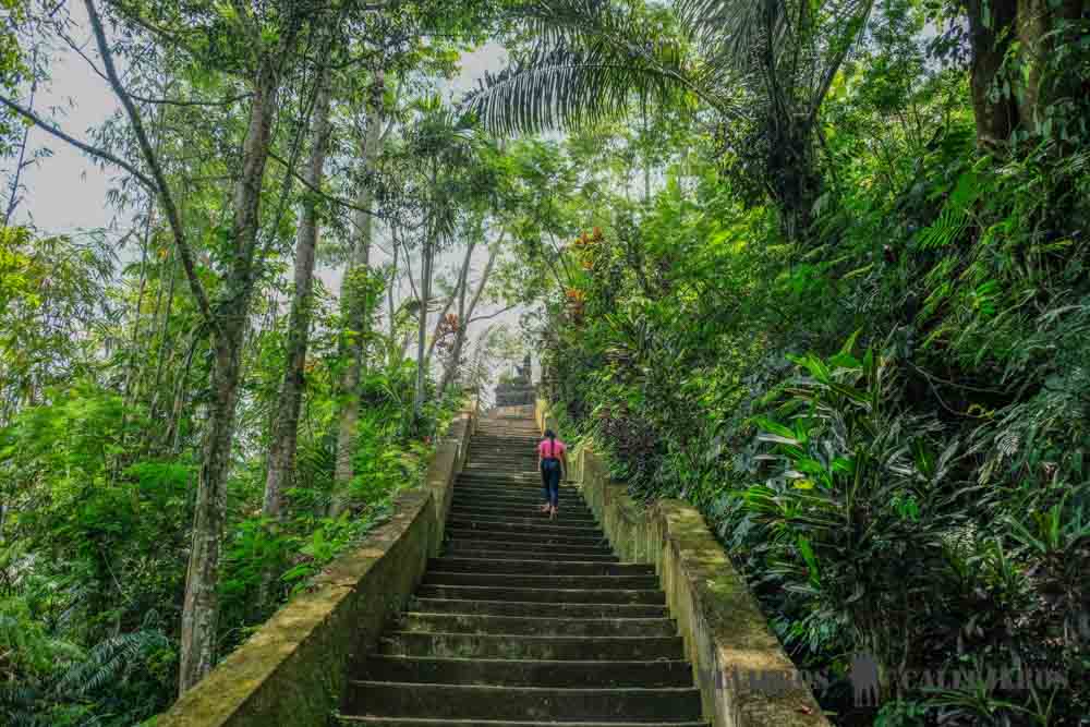 Acceso Nungnung, otra de las mejores cascadas de Bali