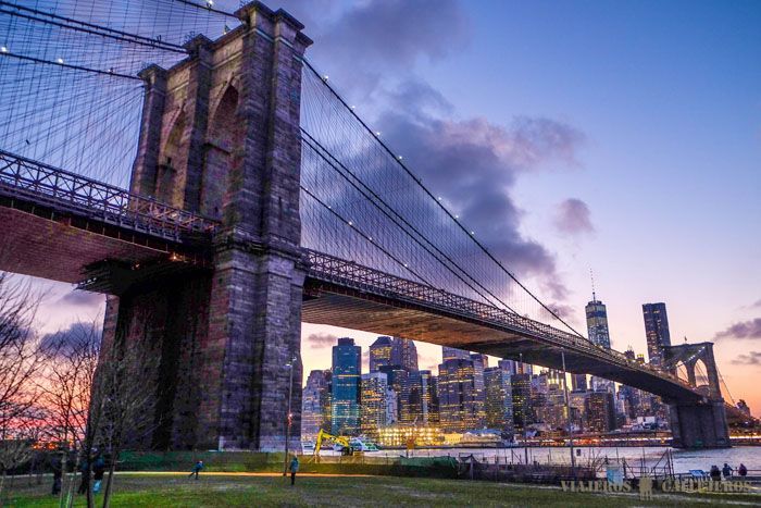 Puente de Brooklyn desde Fulton Ferry Ftate Park