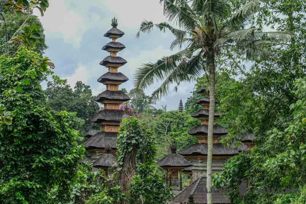 Pura Gunung Lebah