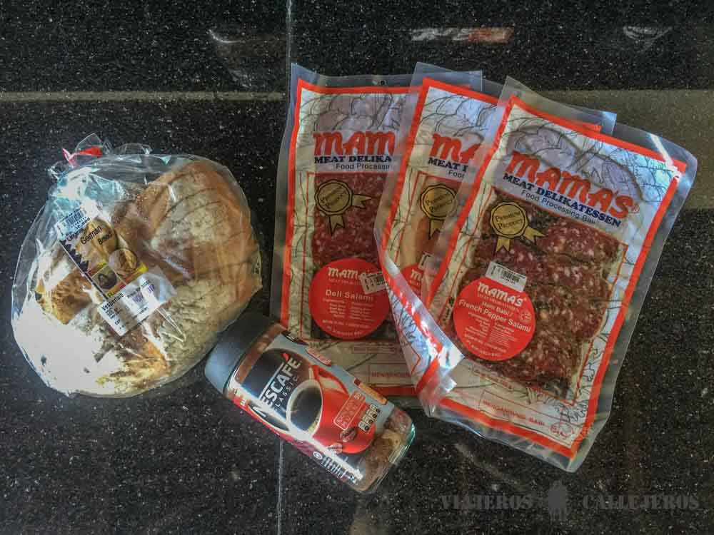 Compras del supermercado en Bali