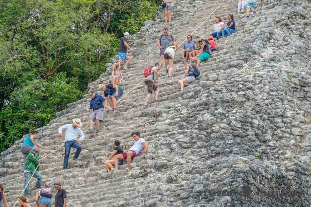 Escalones Gran Pirámide de Cobá